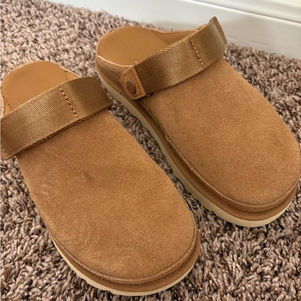 UGG Goldenstar